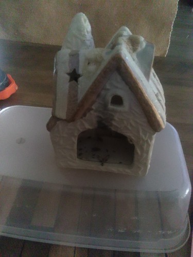 Teelichthaus keramik 9x11 cm - 9x11,5,